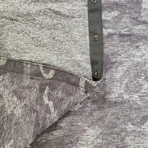 lululemon athletica Charcoal Camouflage Vinyasa Wrap - Picture 11 of 13